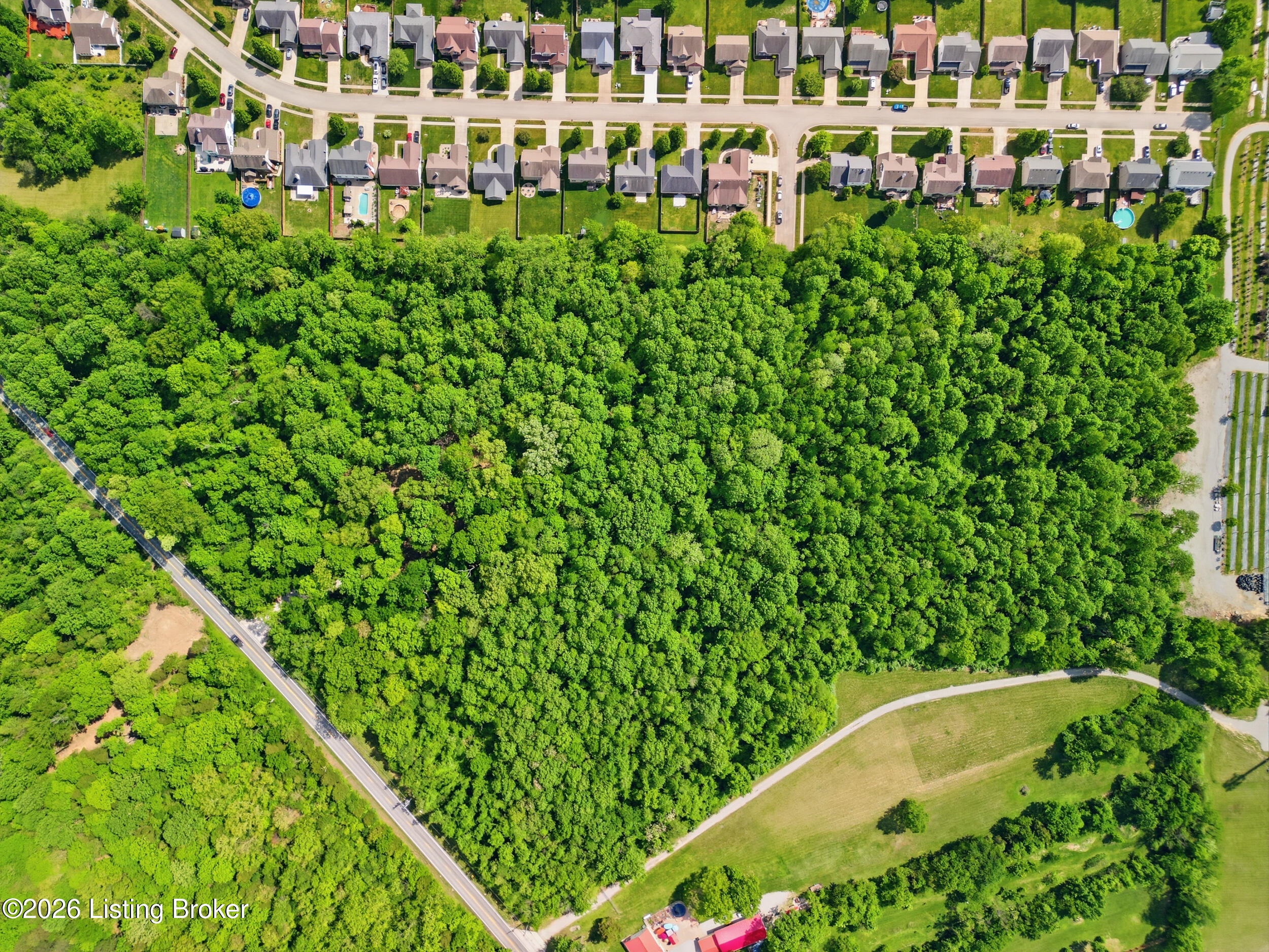 5900 Billtown Rd Property Photo 15