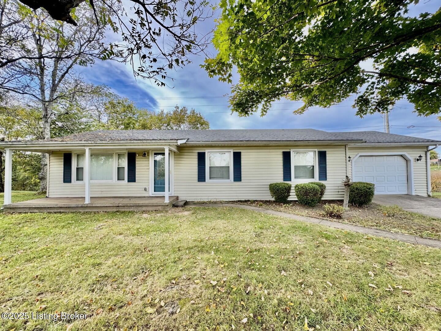 6374 Mackville Rd Property Photo 2