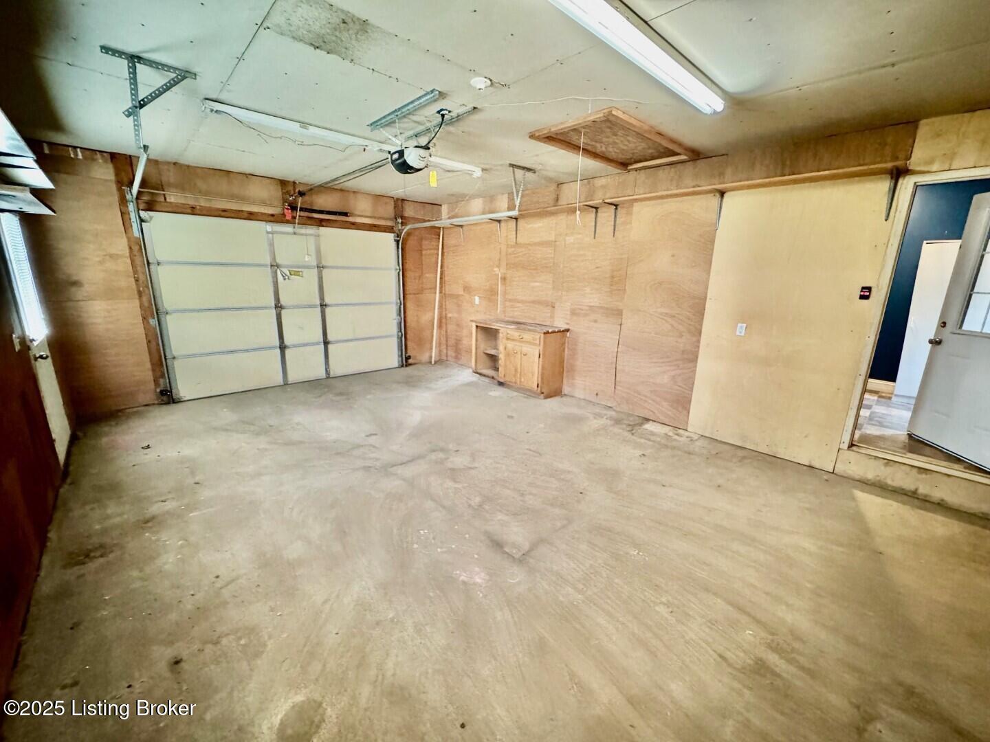 6374 Mackville Rd Property Photo 16