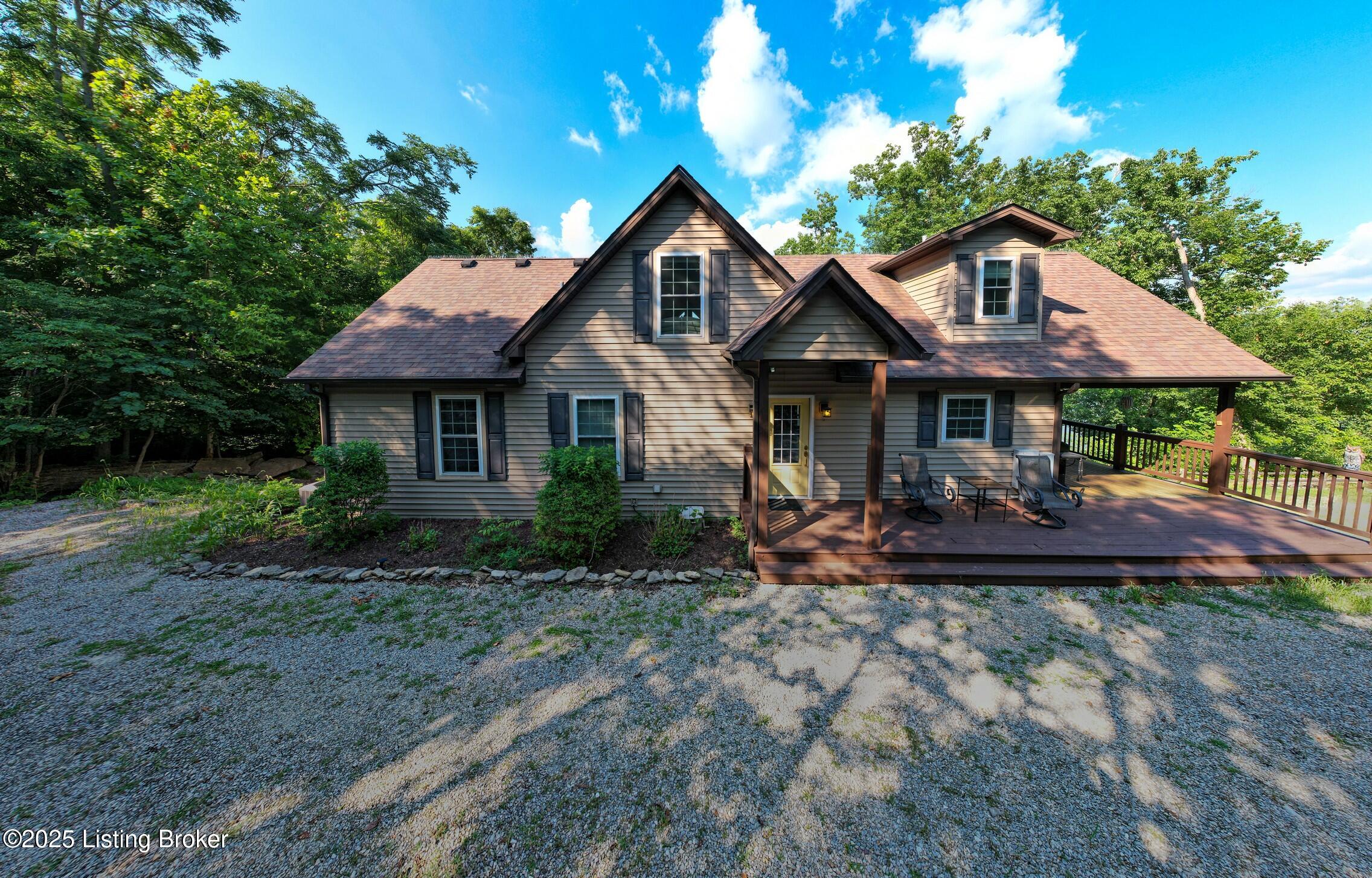 260 Patriots Path Ln Property Photo 2