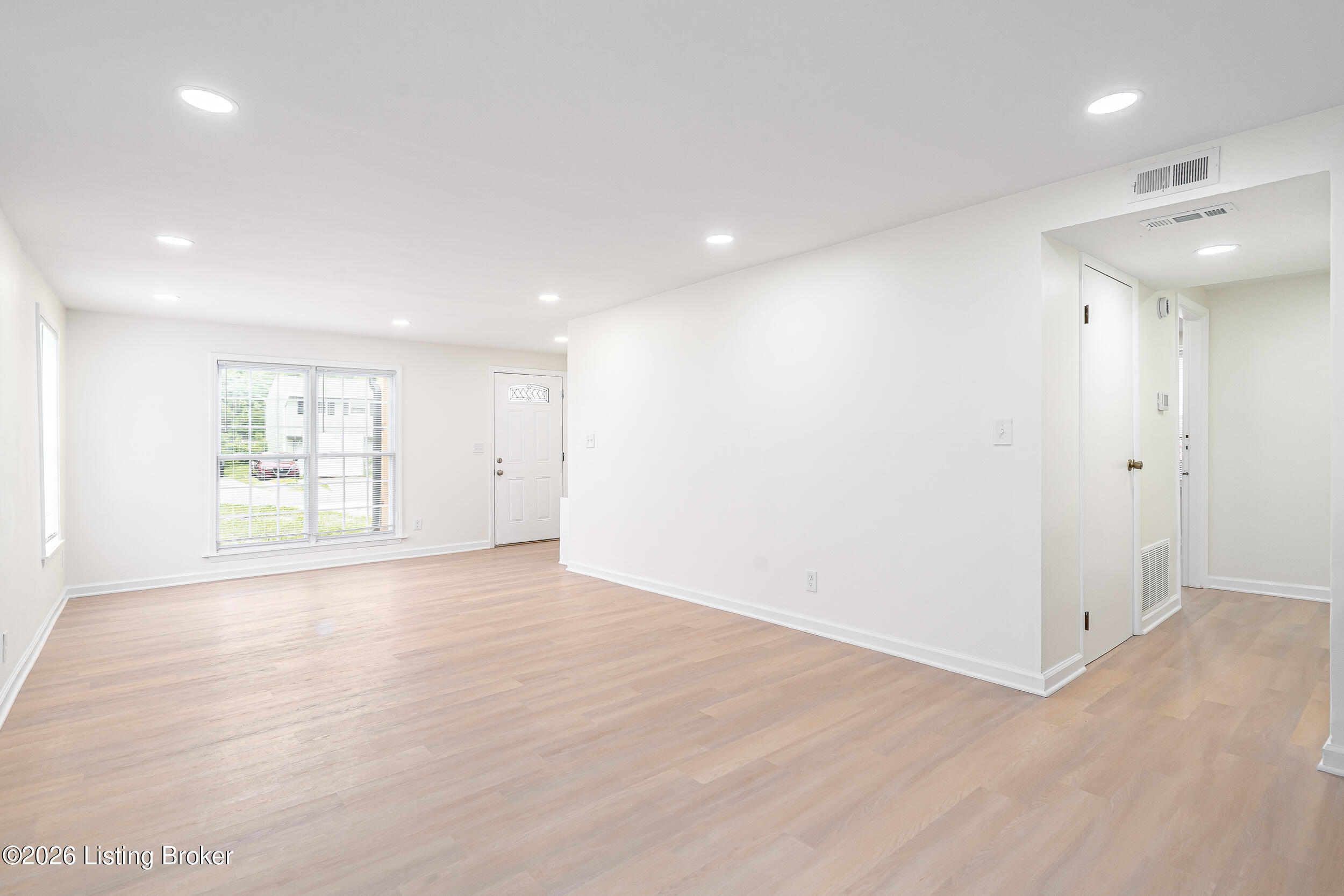 8515 Coco Ct Property Photo 5