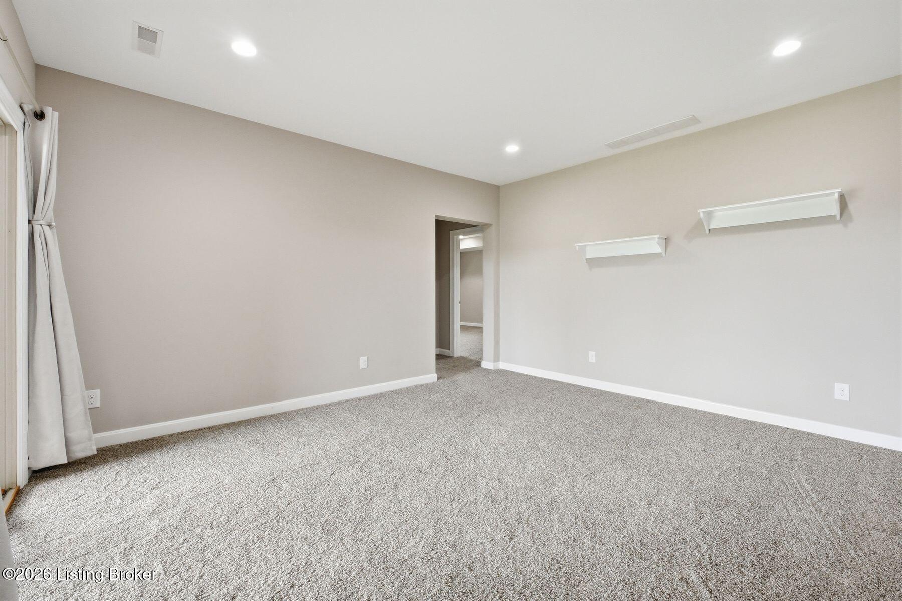 17000 Isabella View Pl Property Photo 43
