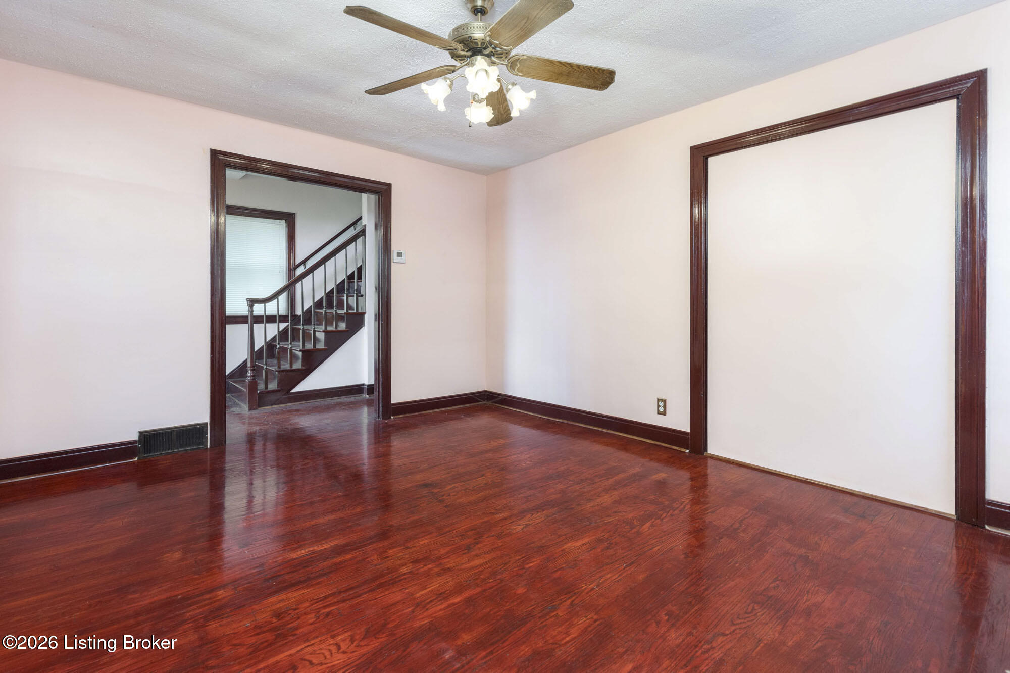 3238 Taylor Blvd Property Photo 6