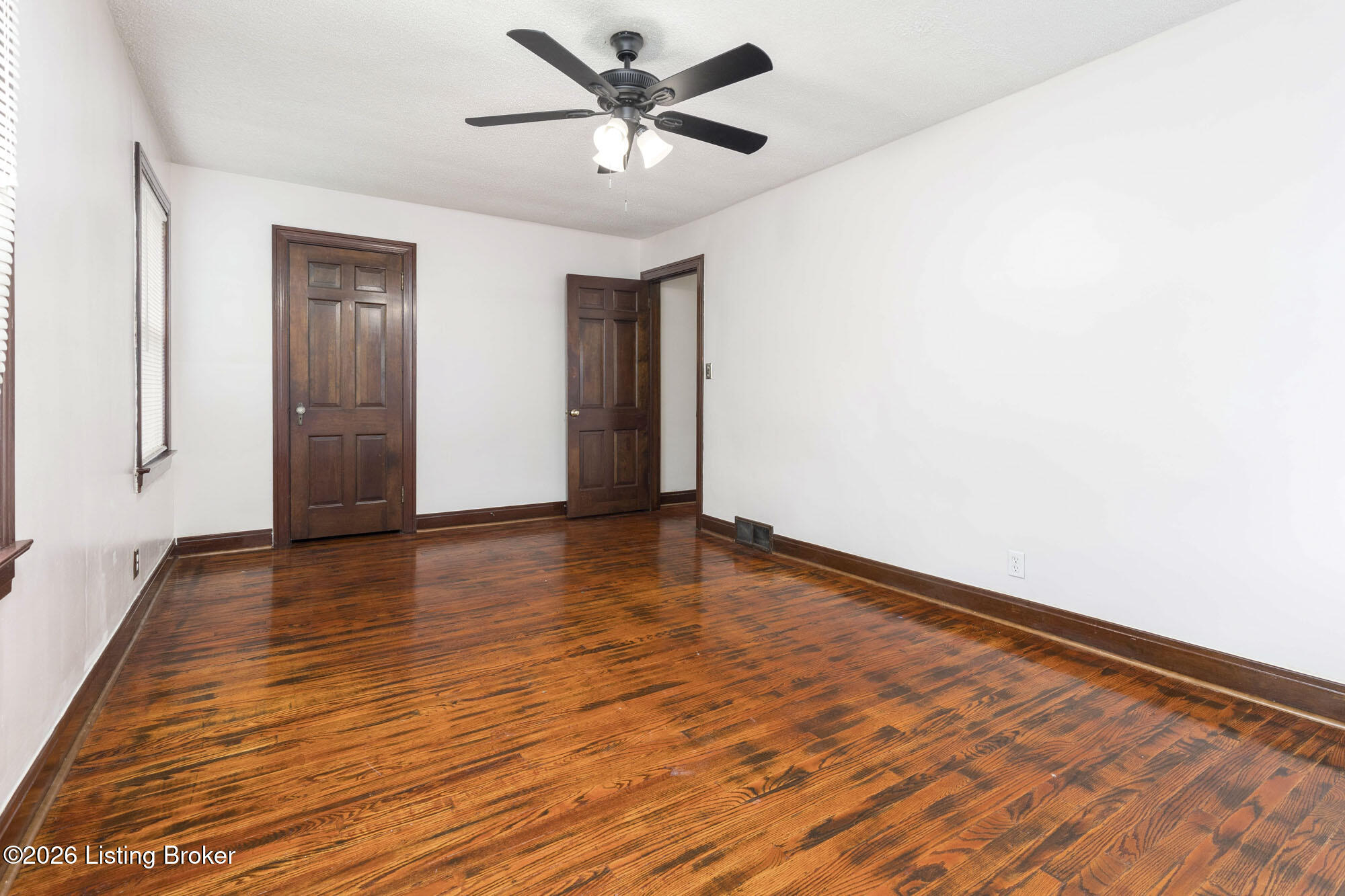 3238 Taylor Blvd Property Photo 13