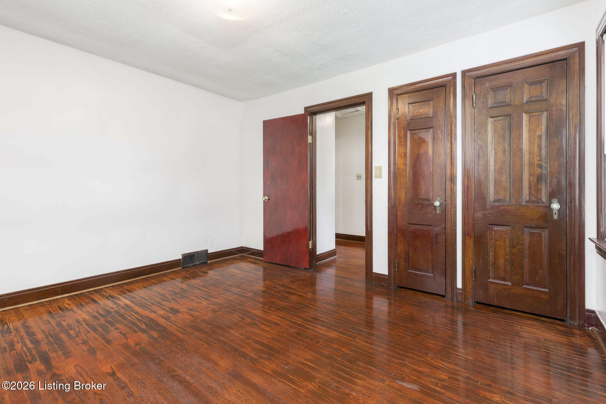 3238 Taylor Blvd Property Photo 17