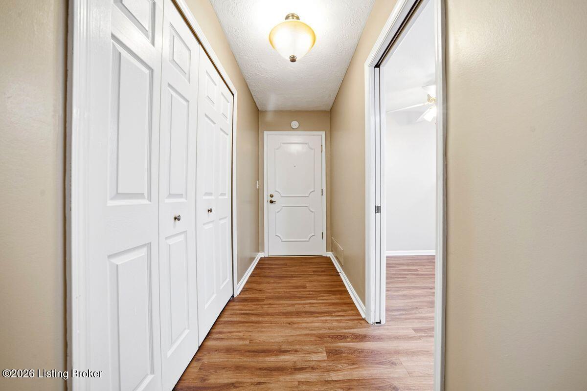 1602 Gardiner Ln Apt 130 Property Photo 4