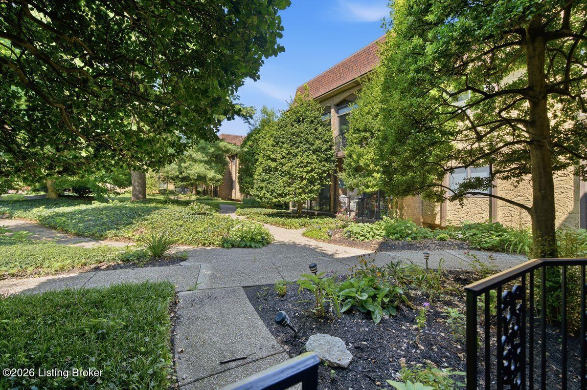 1602 Gardiner Ln Apt 130 Property Photo 40