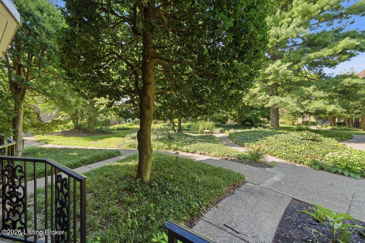 1602 Gardiner Ln Apt 130 Property Photo 41