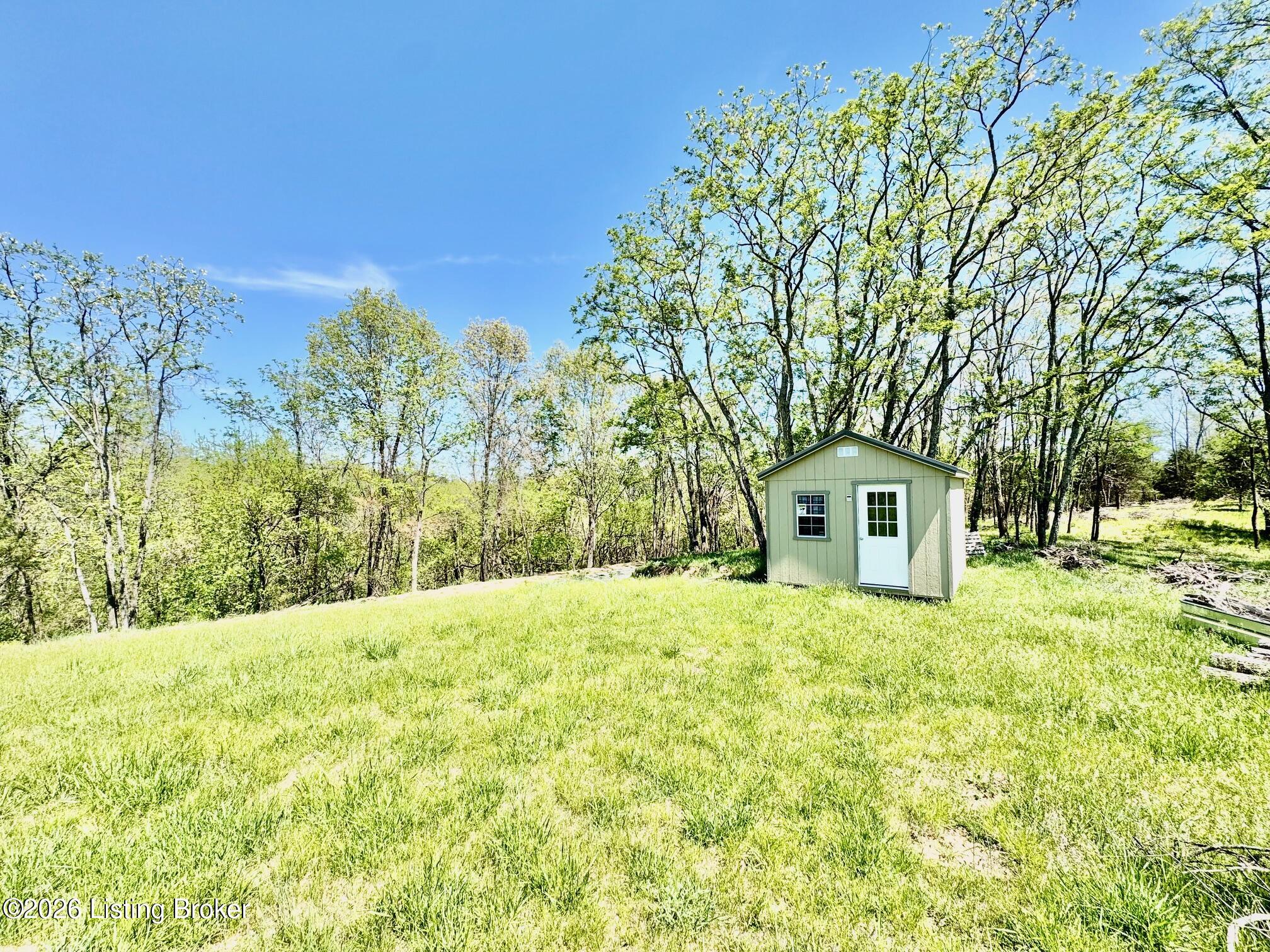 1041 Mays Rd Property Photo 5