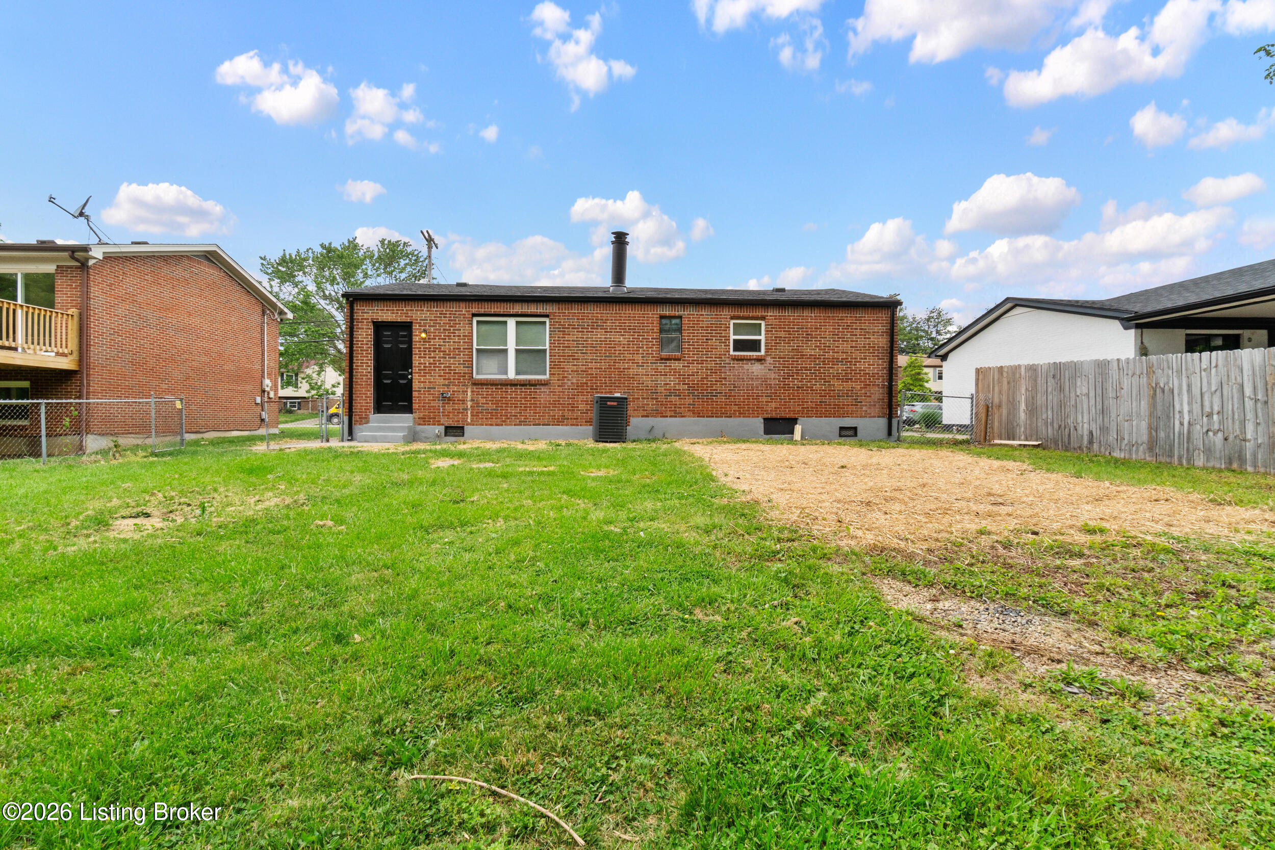 5710 Midnight Ln Property Photo 15