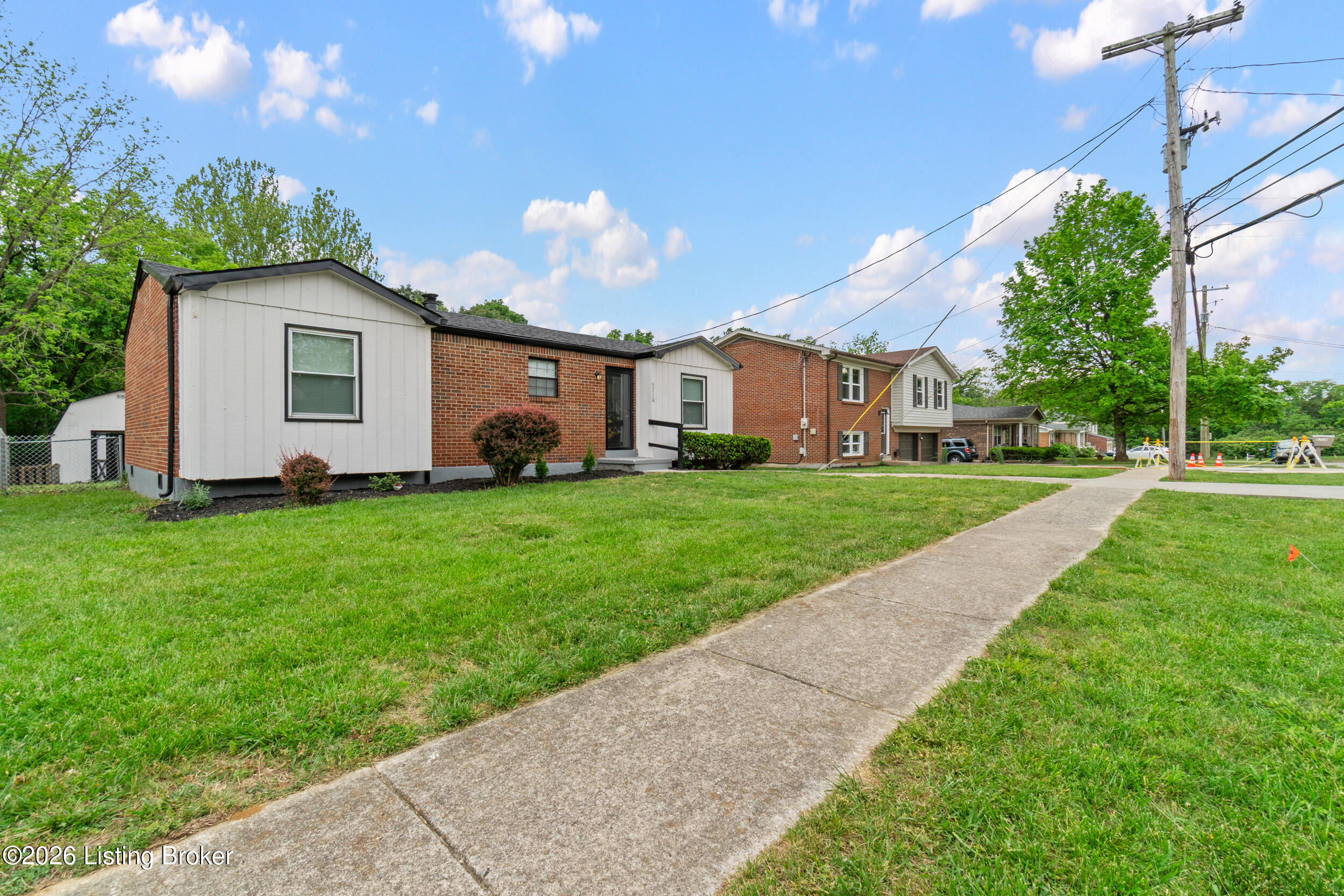 5710 Midnight Ln Property Photo 18