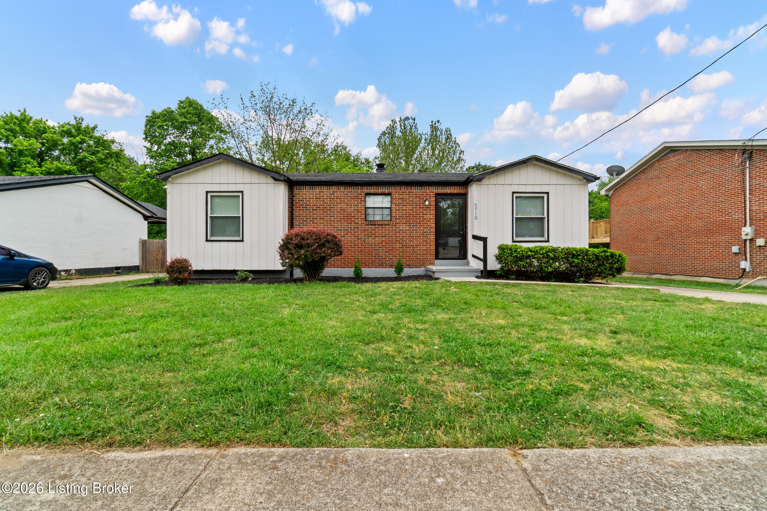 5710 Midnight Ln Property Photo 19