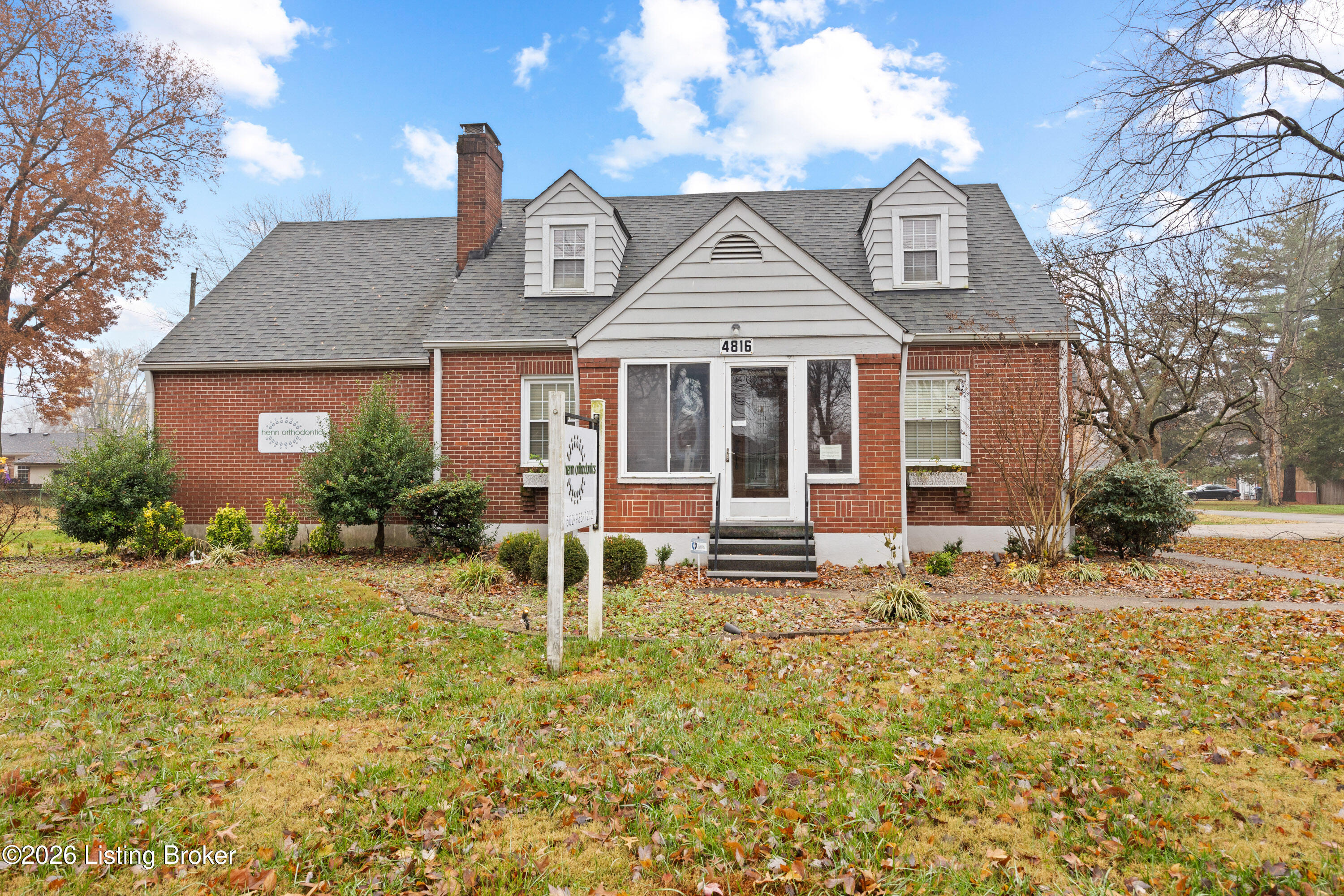 4816 Greenwood Rd Property Photo 1
