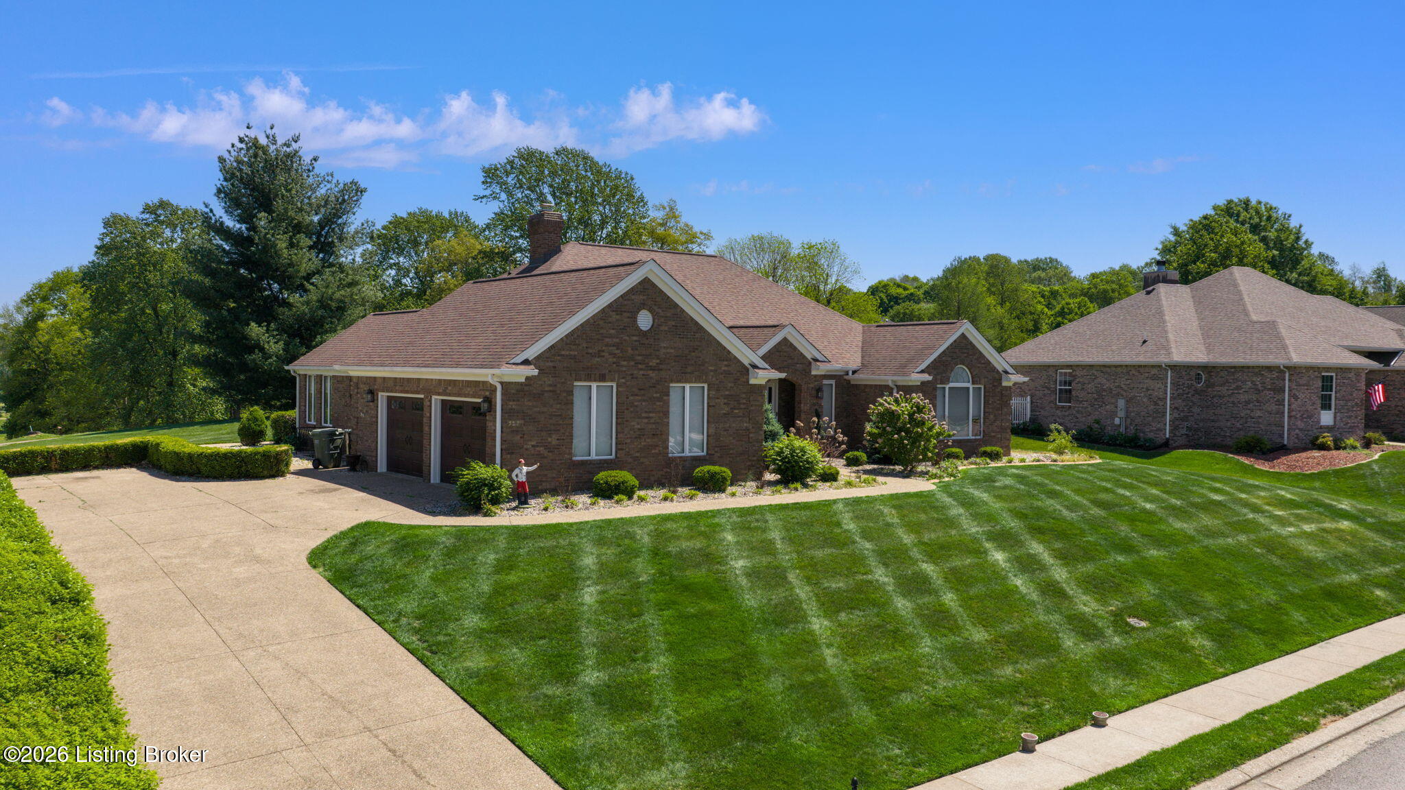 557 Saint Andrews Dr Property Photo 2