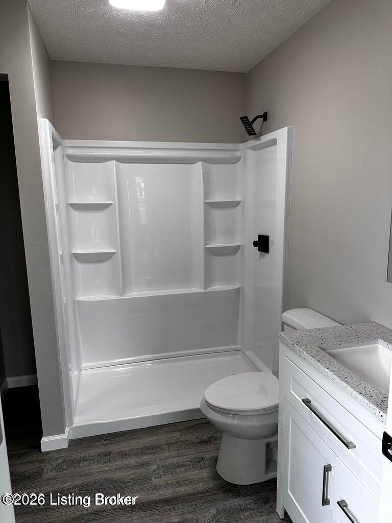 15 Luke St Property Photo 1