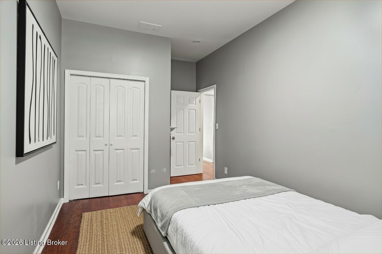 1820 Huckleberry Ln Property Photo 28