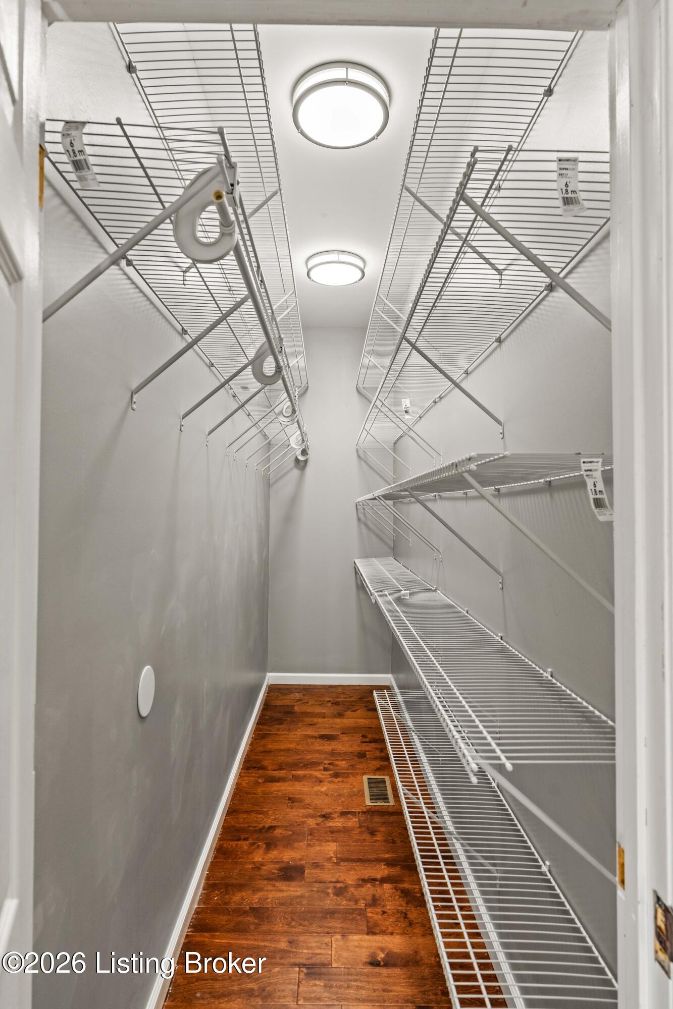 1820 Huckleberry Ln Property Photo 34