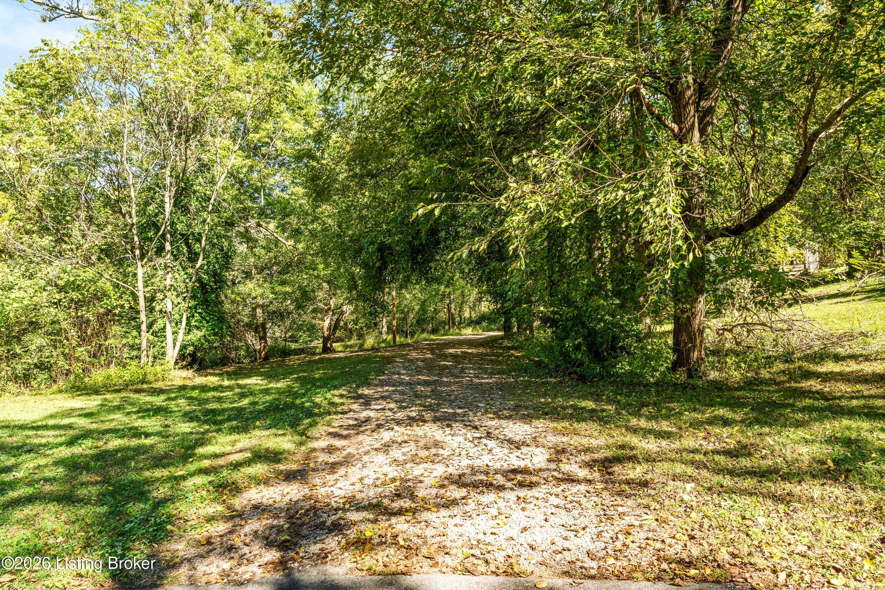 1820 Huckleberry Ln Property Photo 56