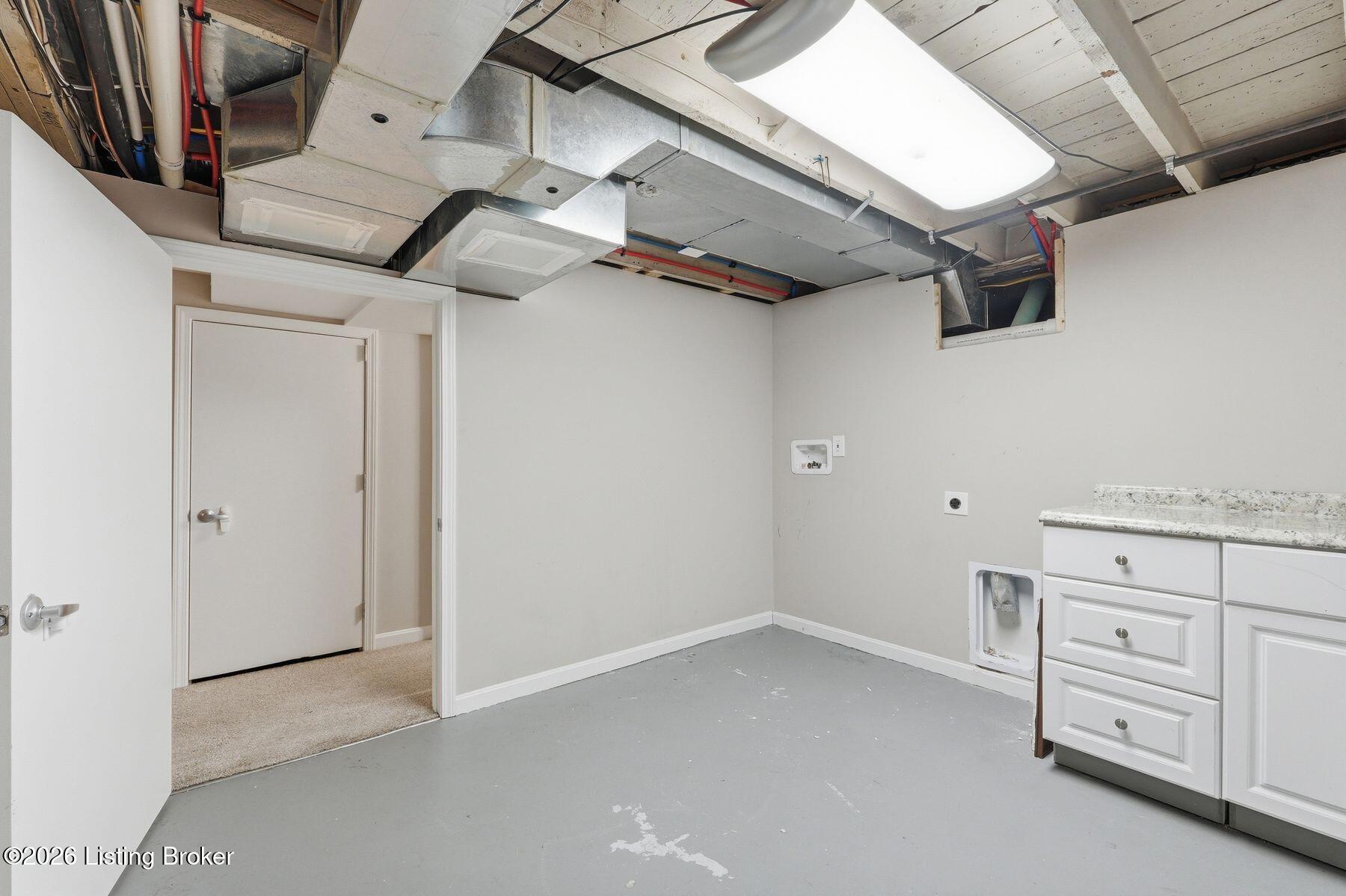 225 Brown Ave Property Photo 44