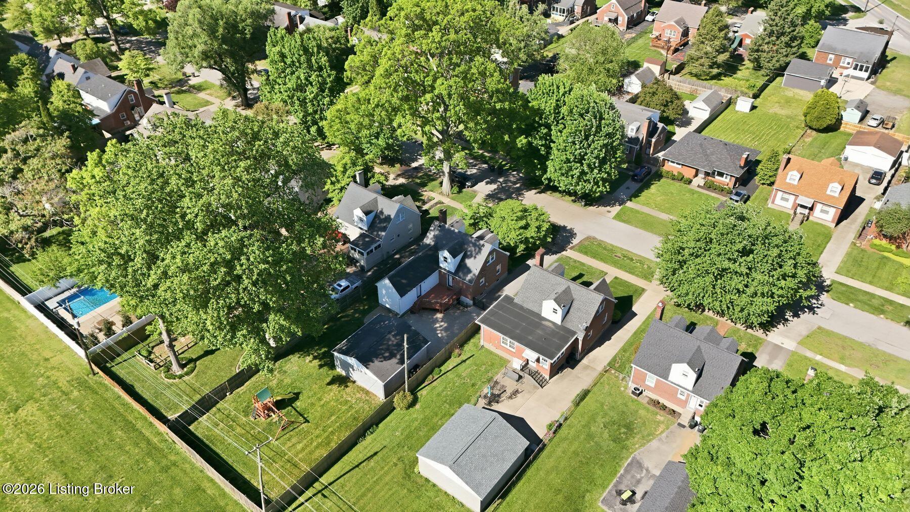 225 Brown Ave Property Photo 54