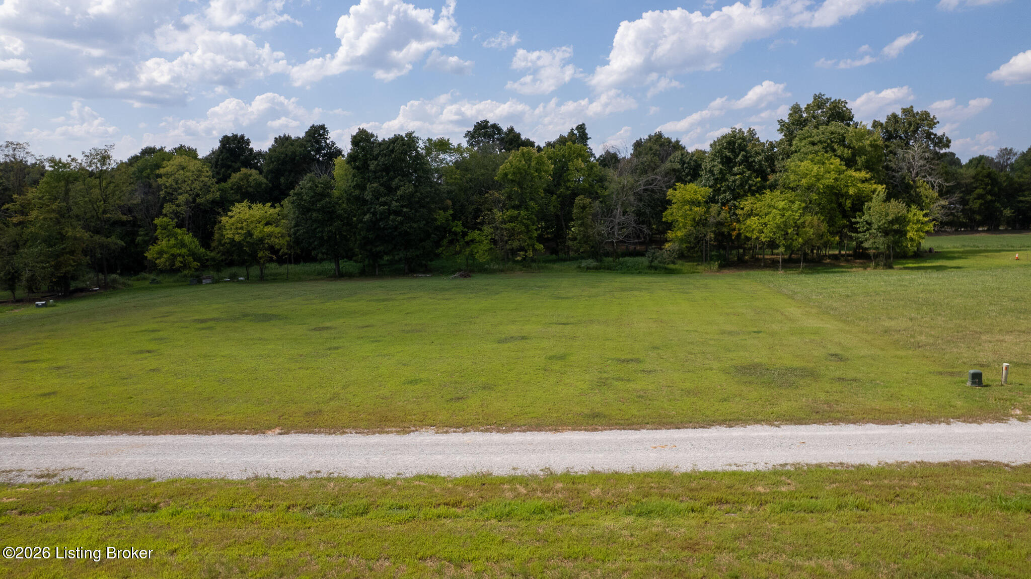 169 Chett Ln Property Photo 4