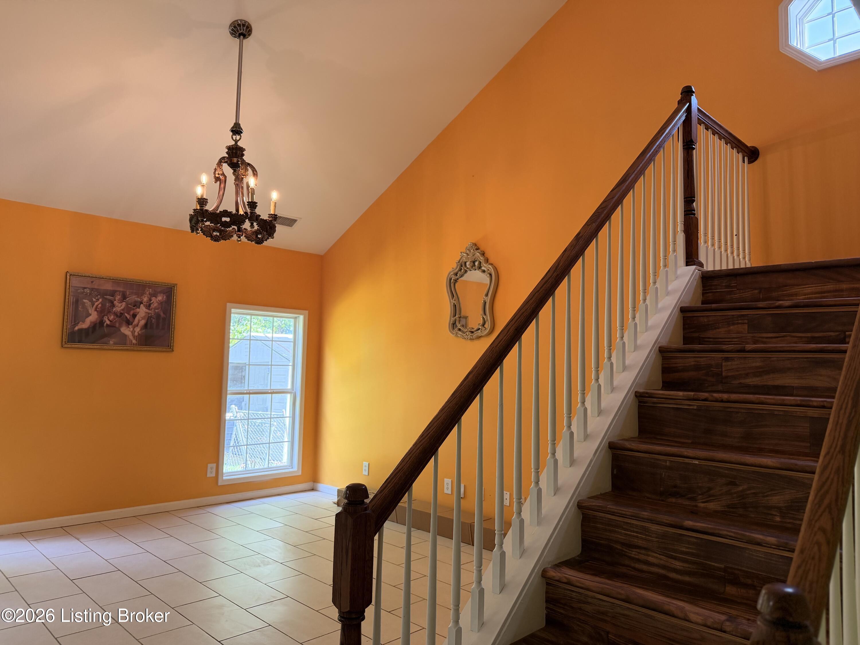 7001 Woodhaven Place Dr Property Photo 14