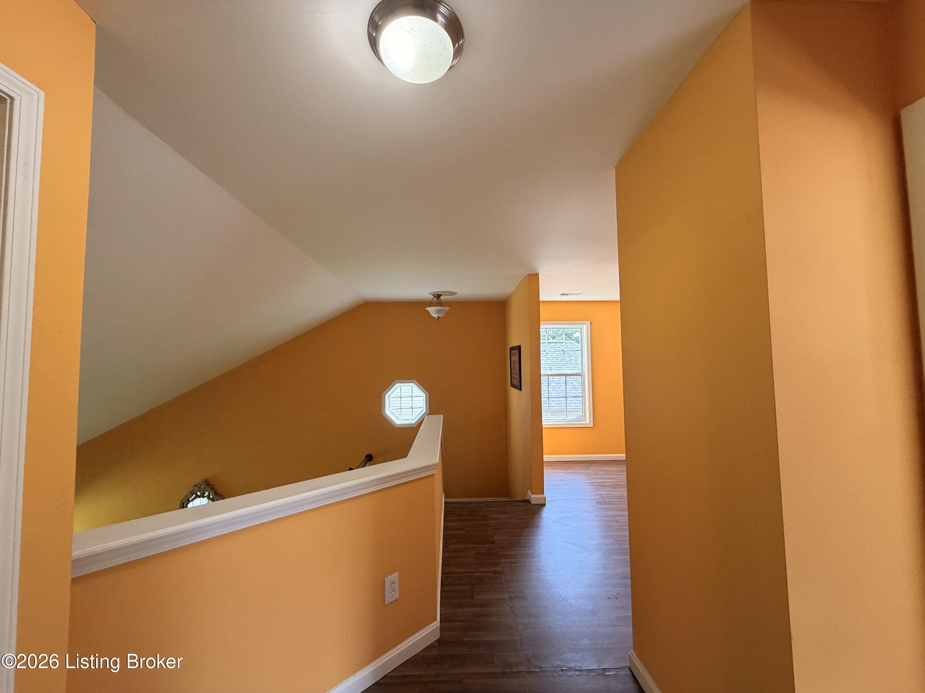 7001 Woodhaven Place Dr Property Photo 15