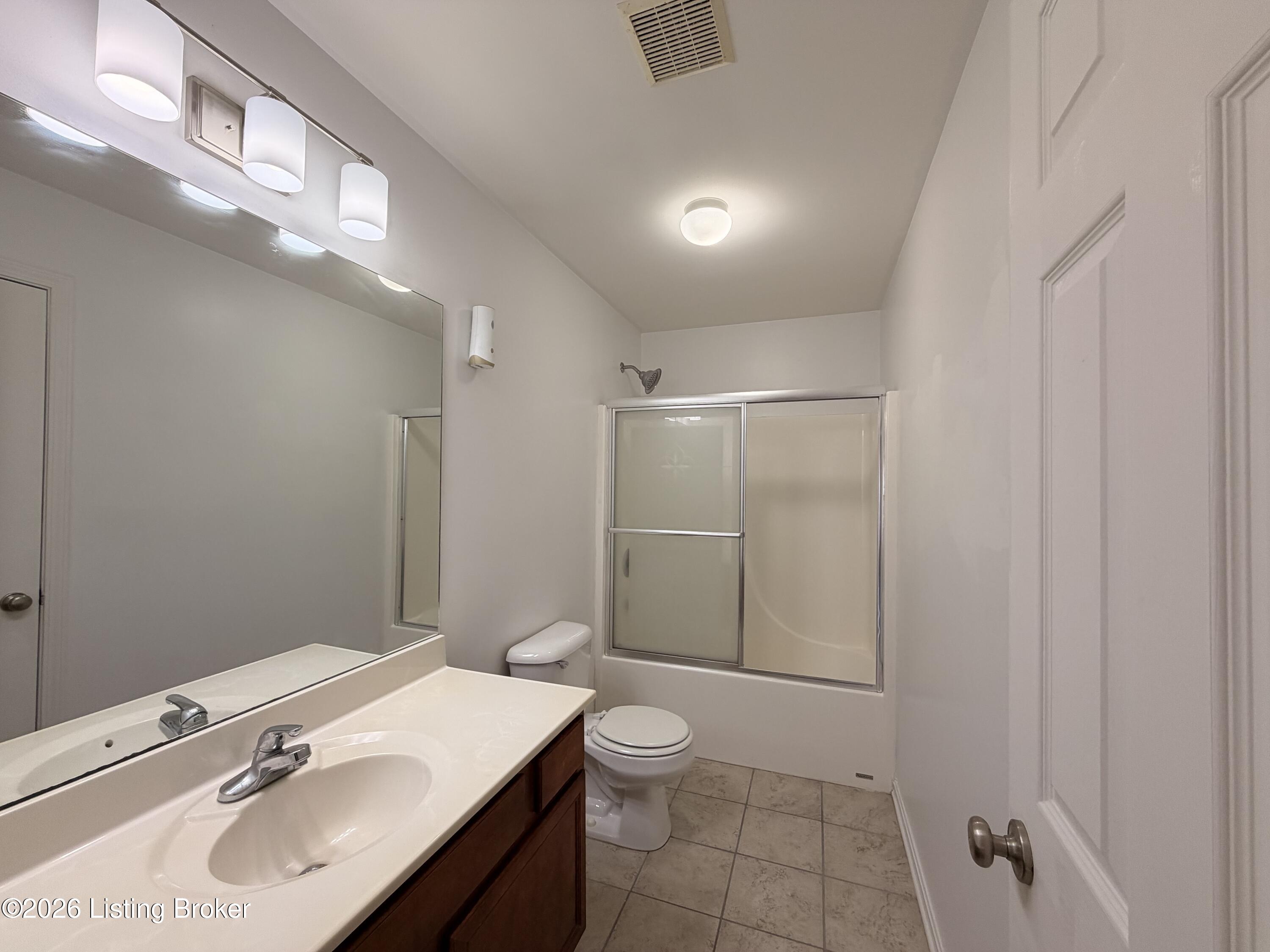 7001 Woodhaven Place Dr Property Photo 28