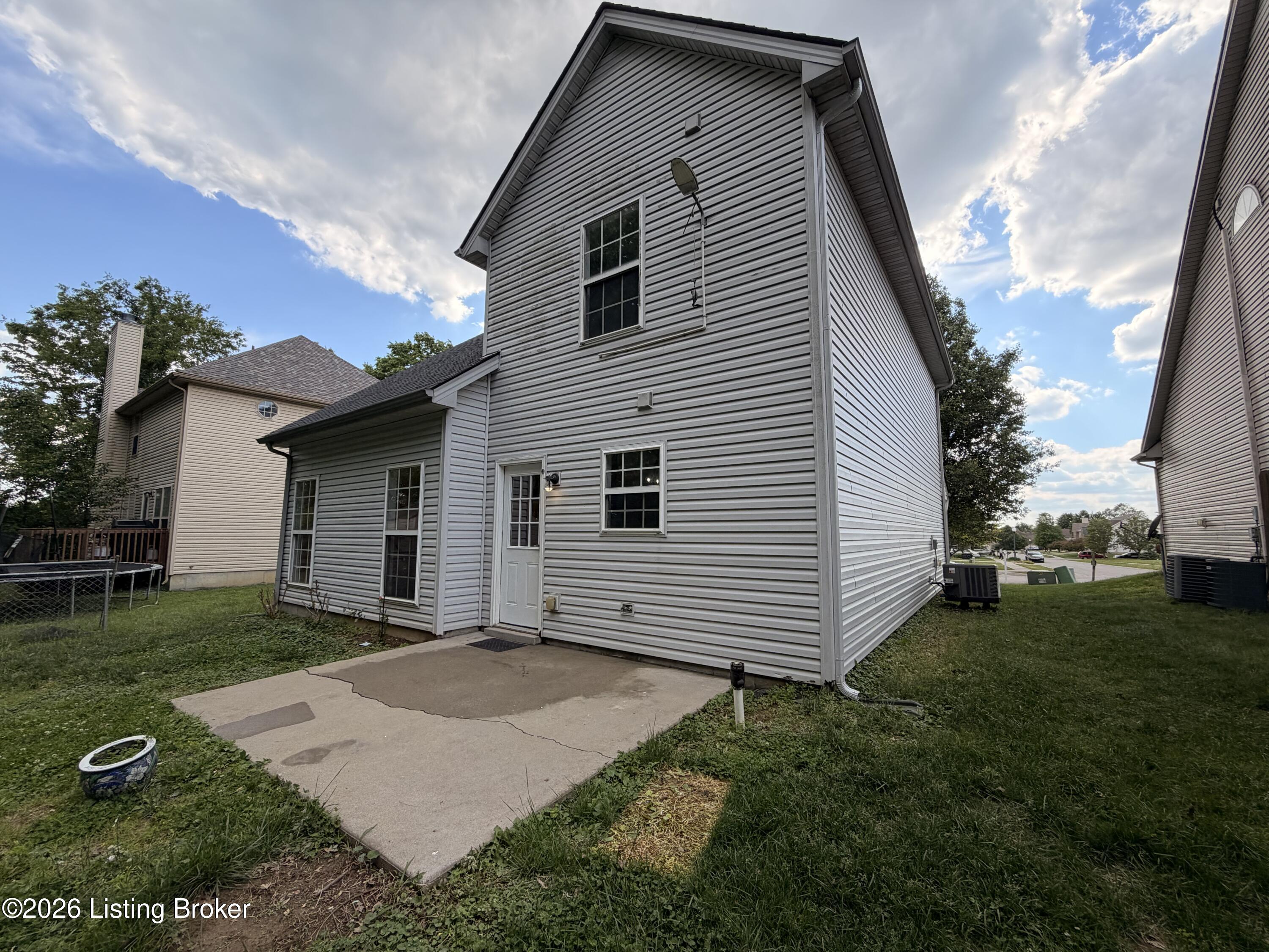 7001 Woodhaven Place Dr Property Photo 37