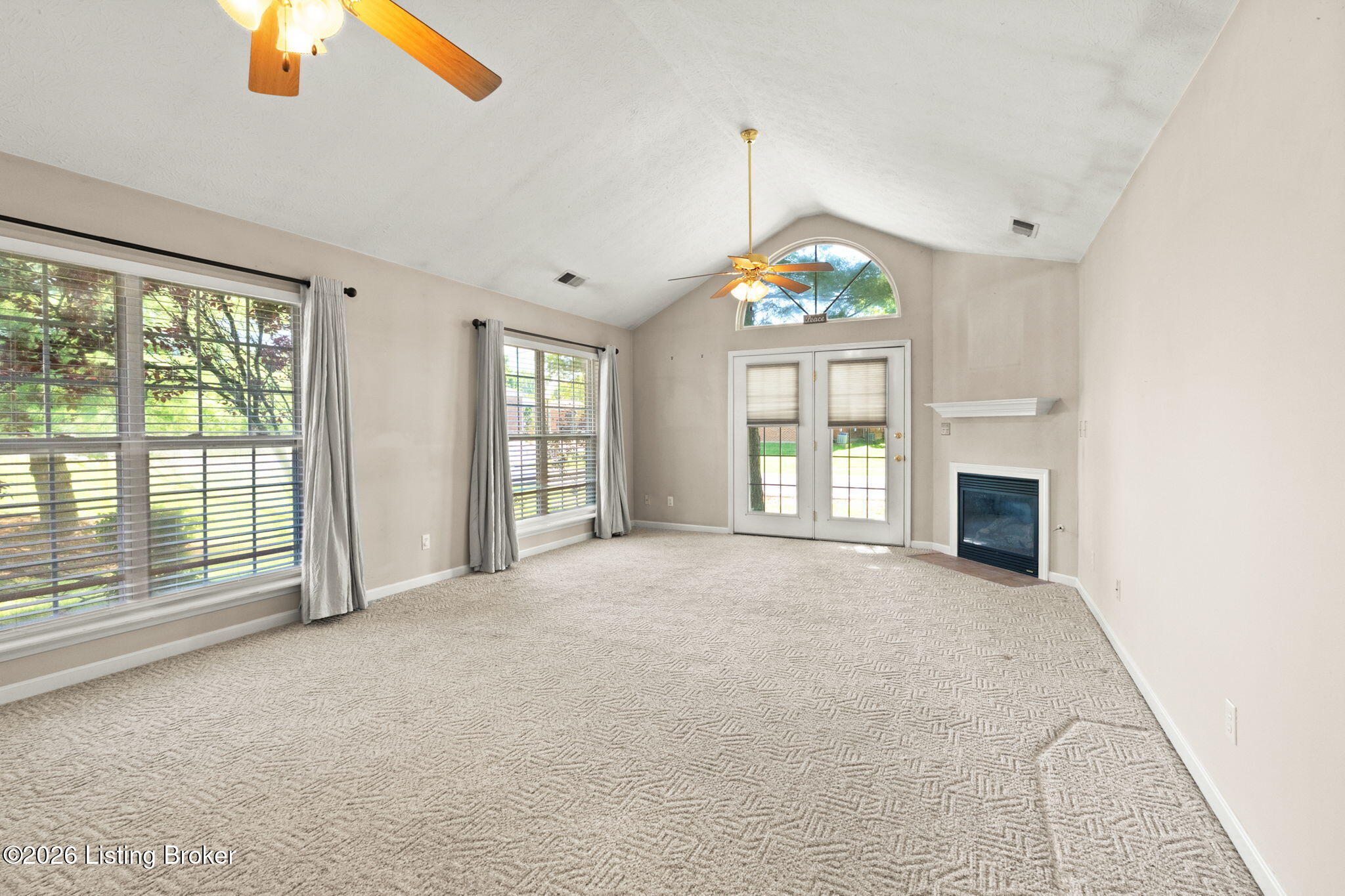 10546 Monticello Forest Cir Property Photo 4