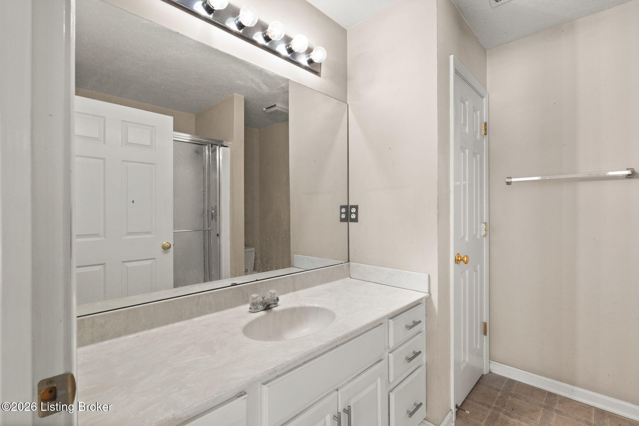10546 Monticello Forest Cir Property Photo 23