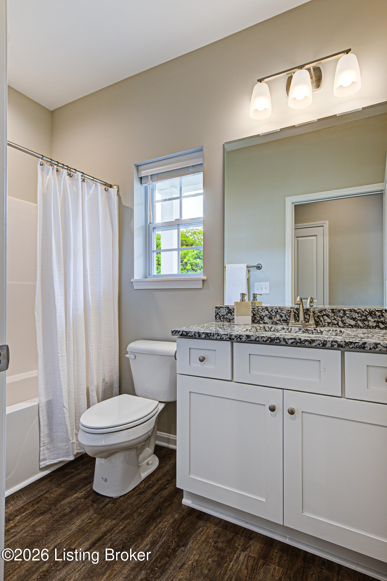10211 Lark Meadow Dr Property Photo 19