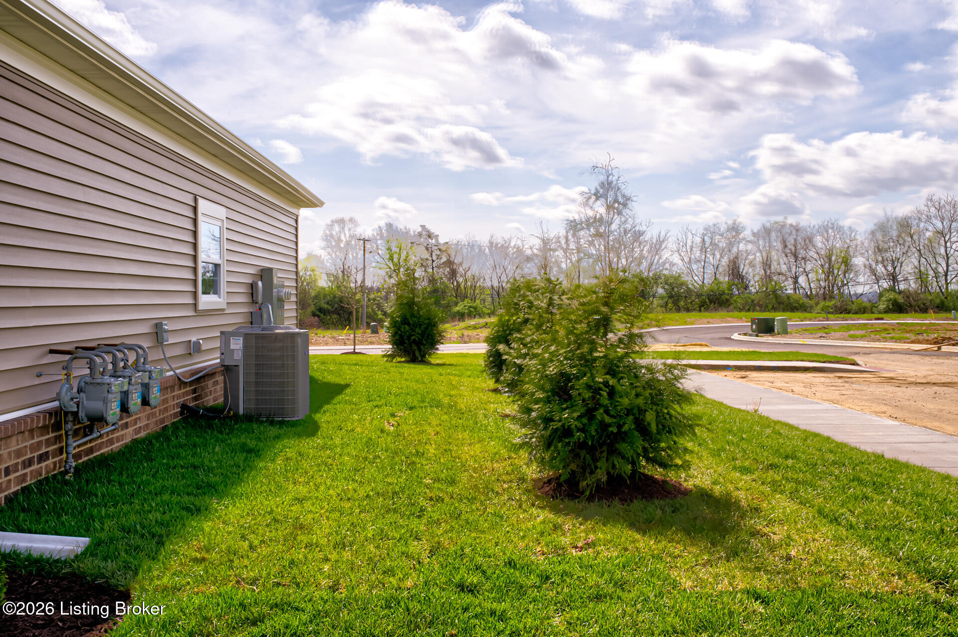 10211 Lark Meadow Dr Property Photo 22