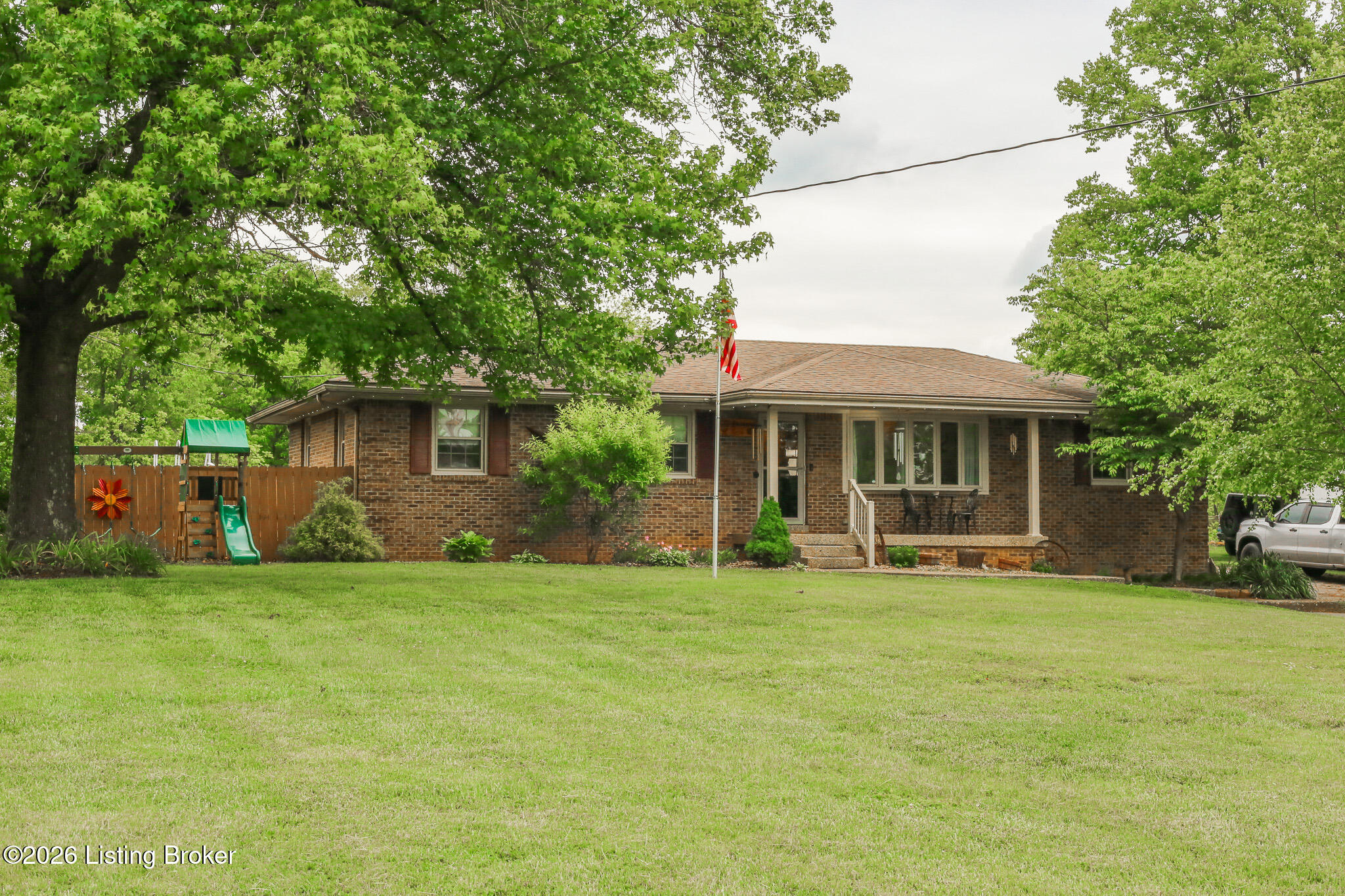 3854 Bells Mill Rd Property Photo 3
