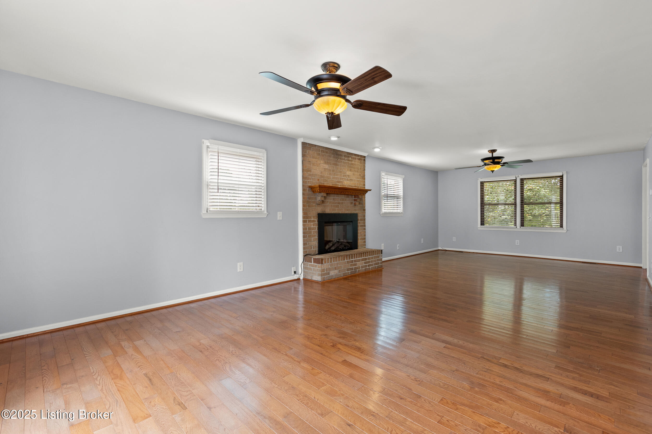 1233 Johnson Rd Property Photo 14