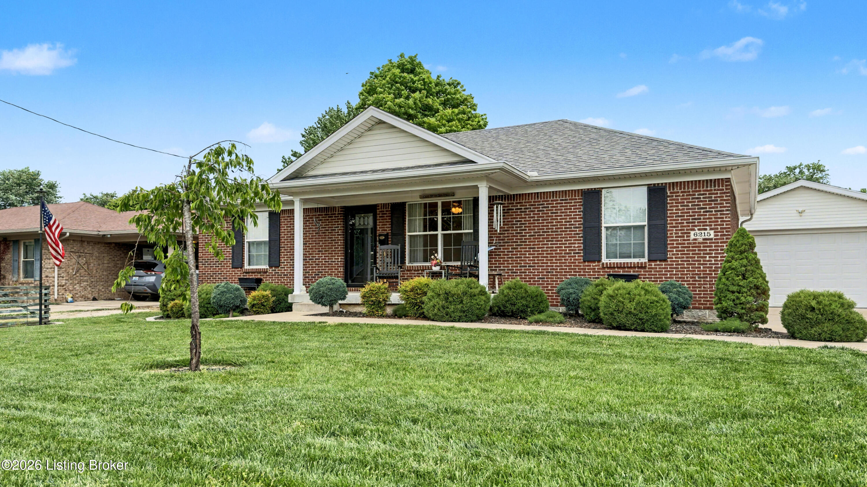 6215 Bay Pine Dr Property Photo 1