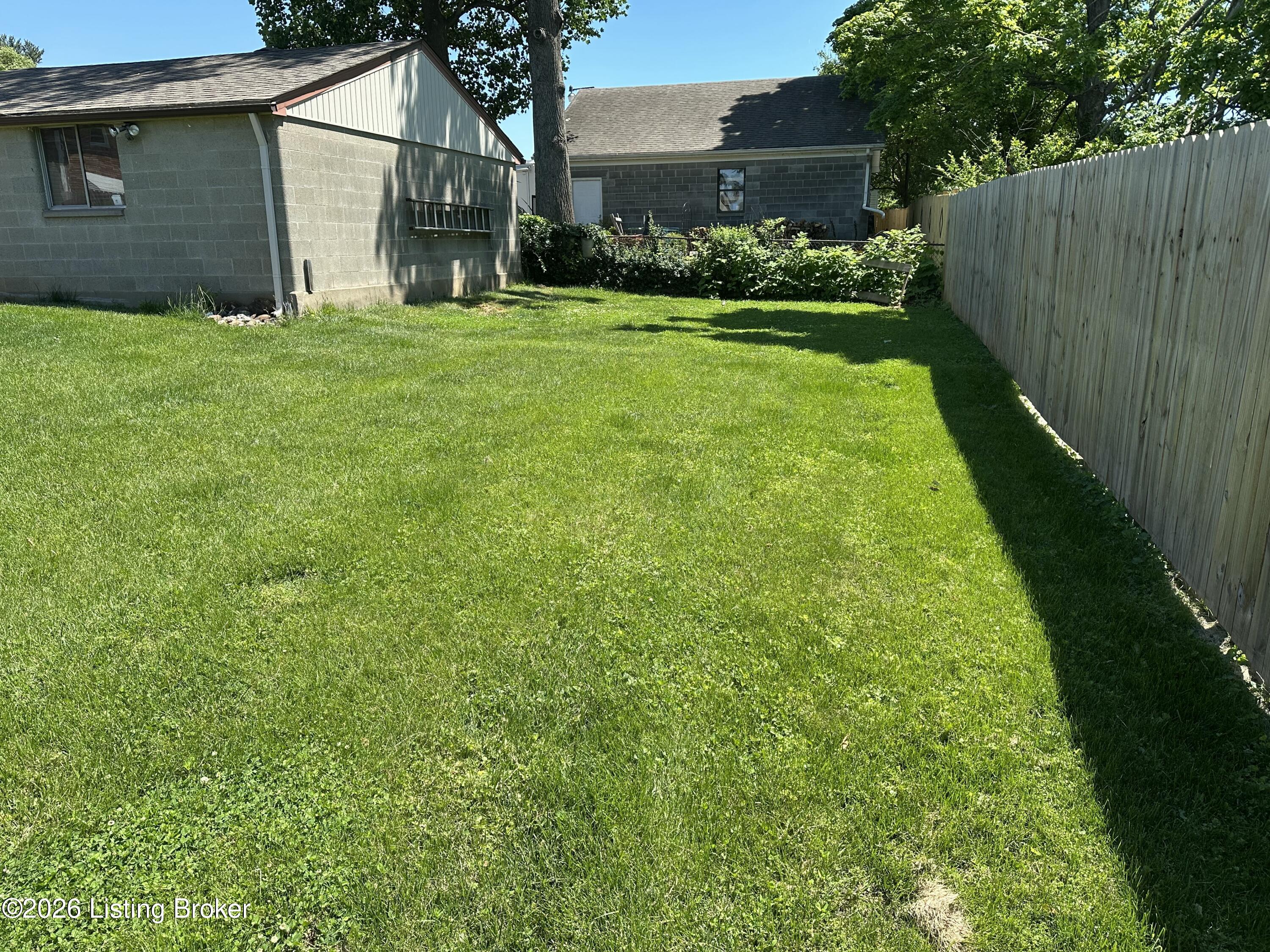 6906 Shareith Dr Property Photo 36