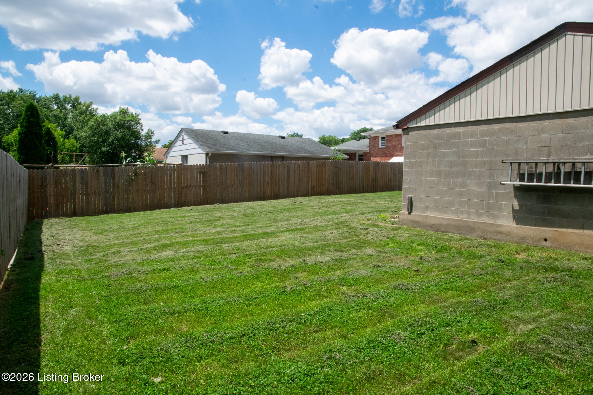 6906 Shareith Dr Property Photo 38