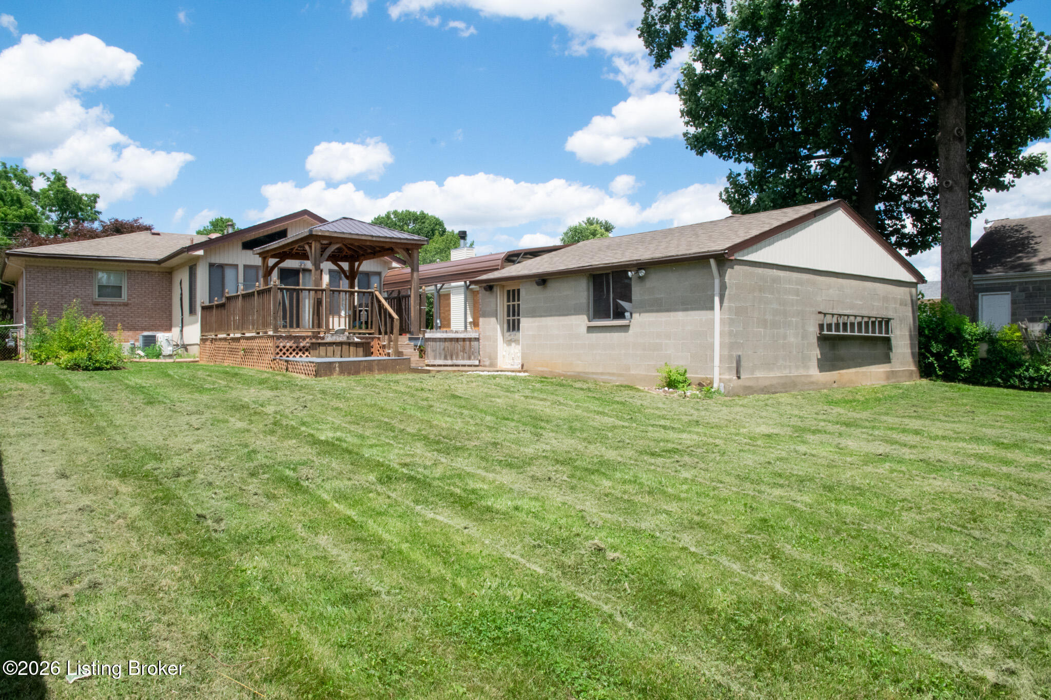 6906 Shareith Dr Property Photo 39