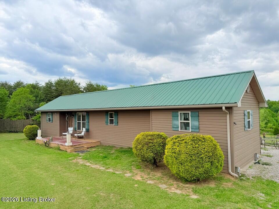 368 Nosey Creek Ct Property Photo 3