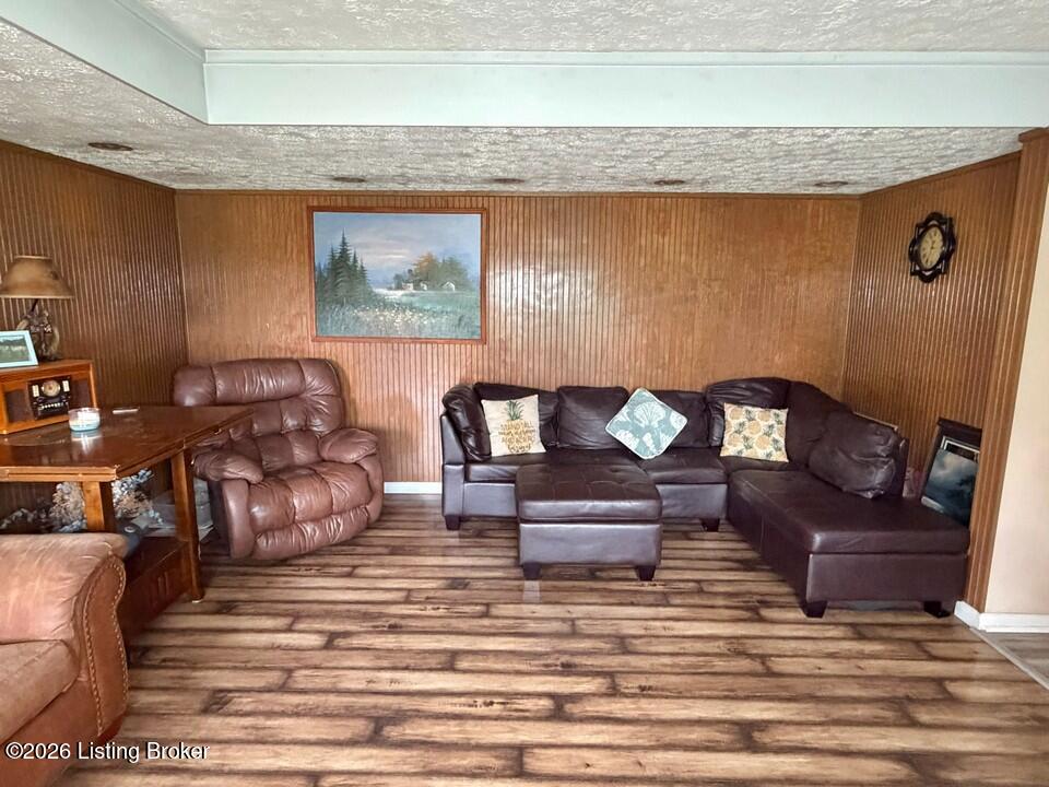 368 Nosey Creek Ct Property Photo 13