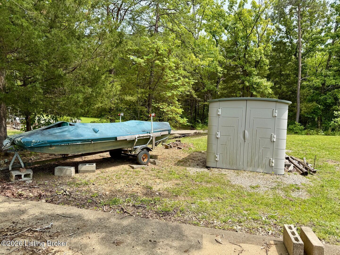 769 Whispering Pine Cir Property Photo 28