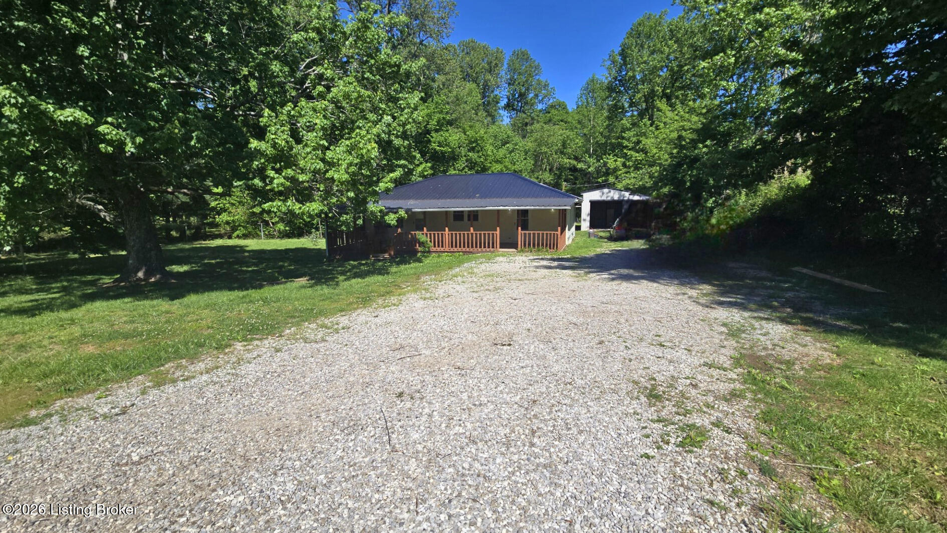 6628 Greensburg Rd Property Photo 2