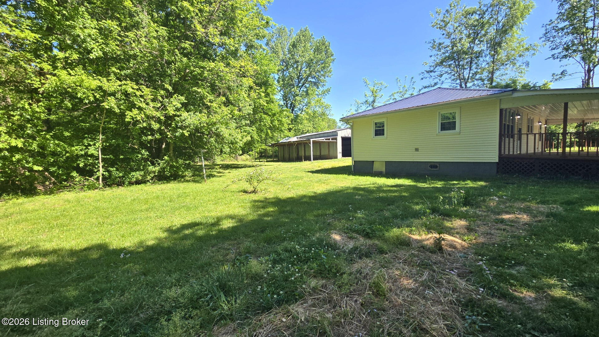 6628 Greensburg Rd Property Photo 5