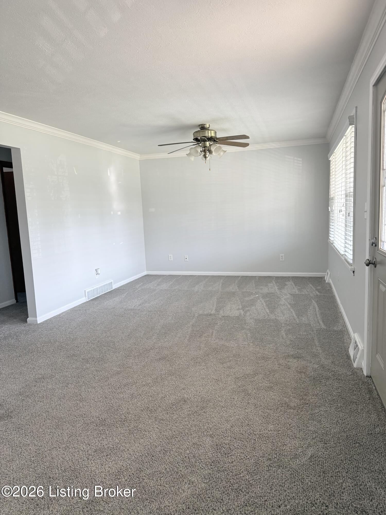 11615 Semillon Ln Property Photo 5