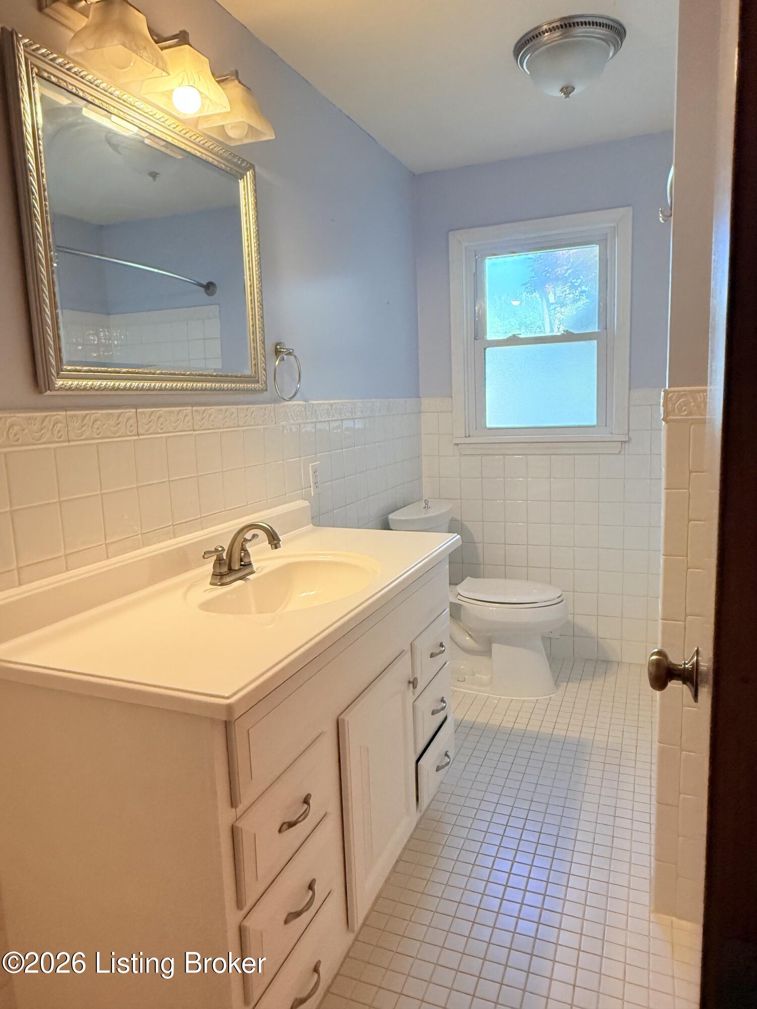 11615 Semillon Ln Property Photo 15