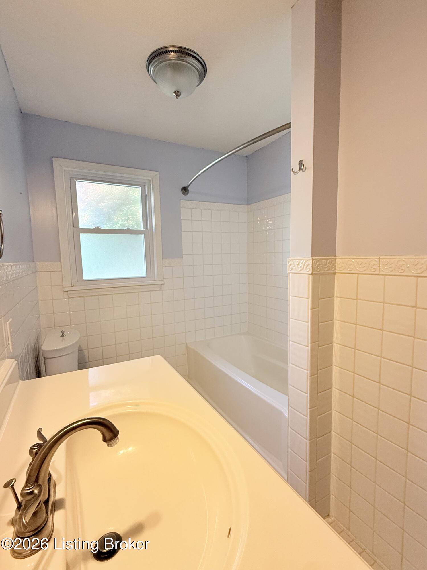 11615 Semillon Ln Property Photo 16