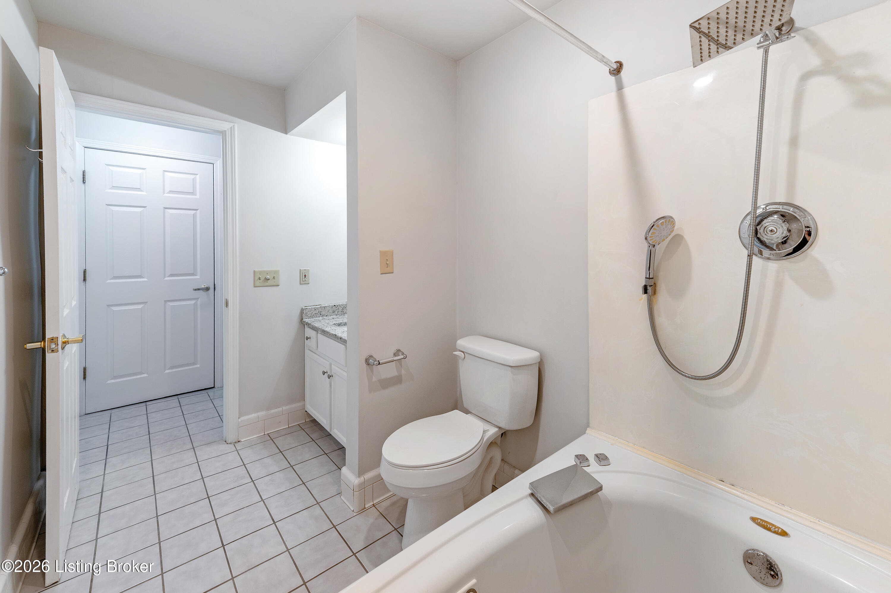 2730 Brownsboro Rd Apt 144 Property Photo 7