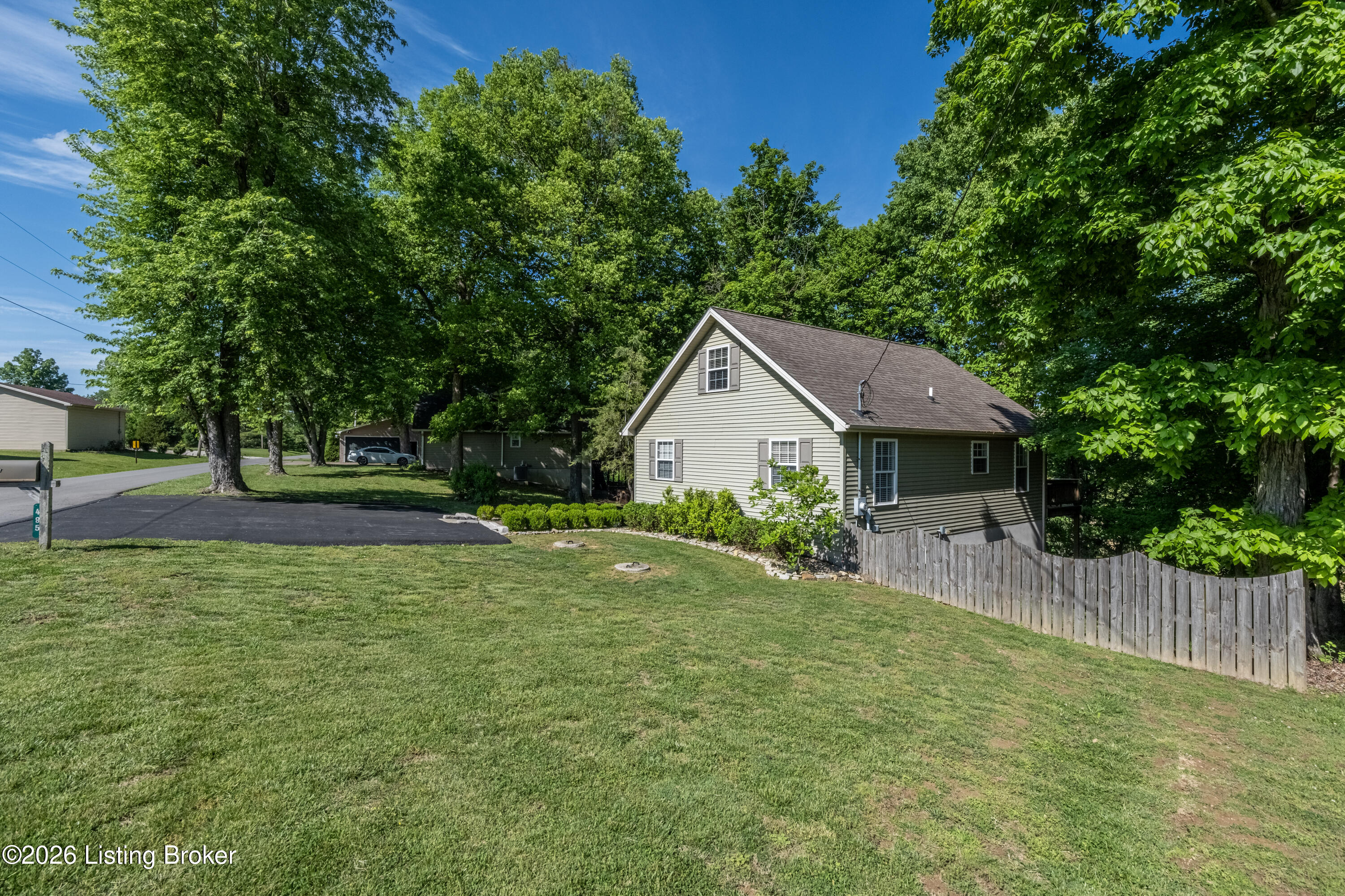 485 Bentwood Ln Property Photo 61