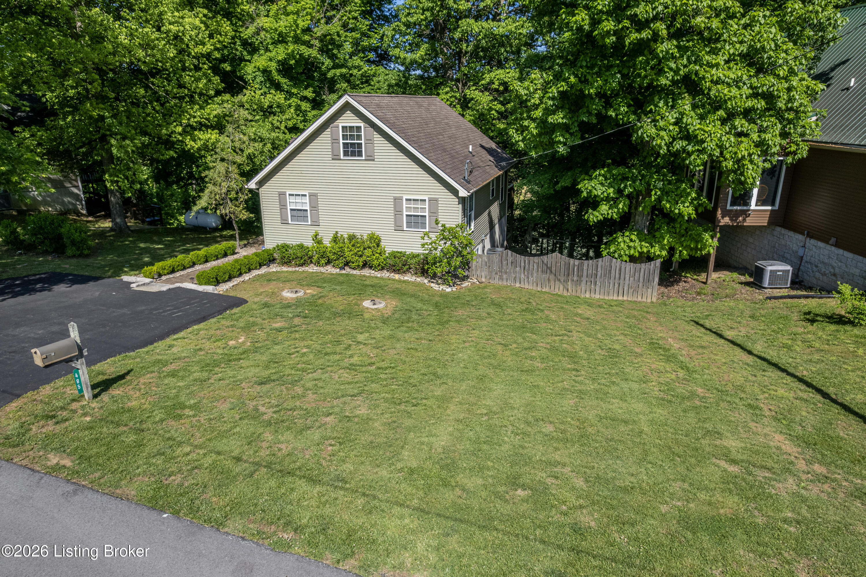 485 Bentwood Ln Property Photo 63
